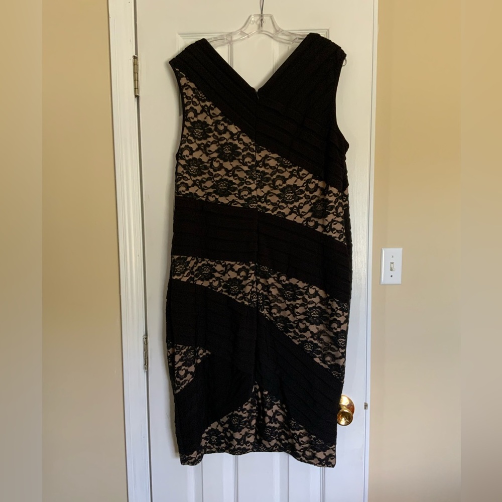 Adrianna Papell black & lace cocktail dress. New w/tags - never worn. - Picture 2 of 6